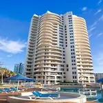 Moroccan Beachfront 2Bdr-Apt In Surfers Paradise