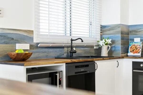 Moroccan Beachfront 2bdr-apt In Surfers Paradise