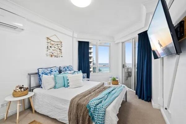 Moroccan Beachfront 2bdr-apt In Surfers Paradise Apartment Gold Coast