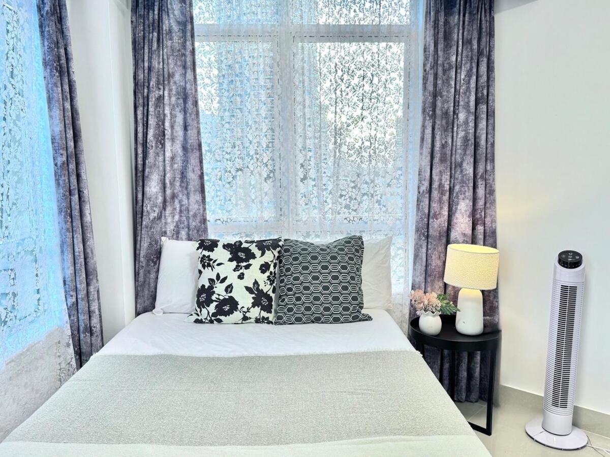 Moroccan Beachfront 2bdr-apt In Surfers Paradise Gold Coast