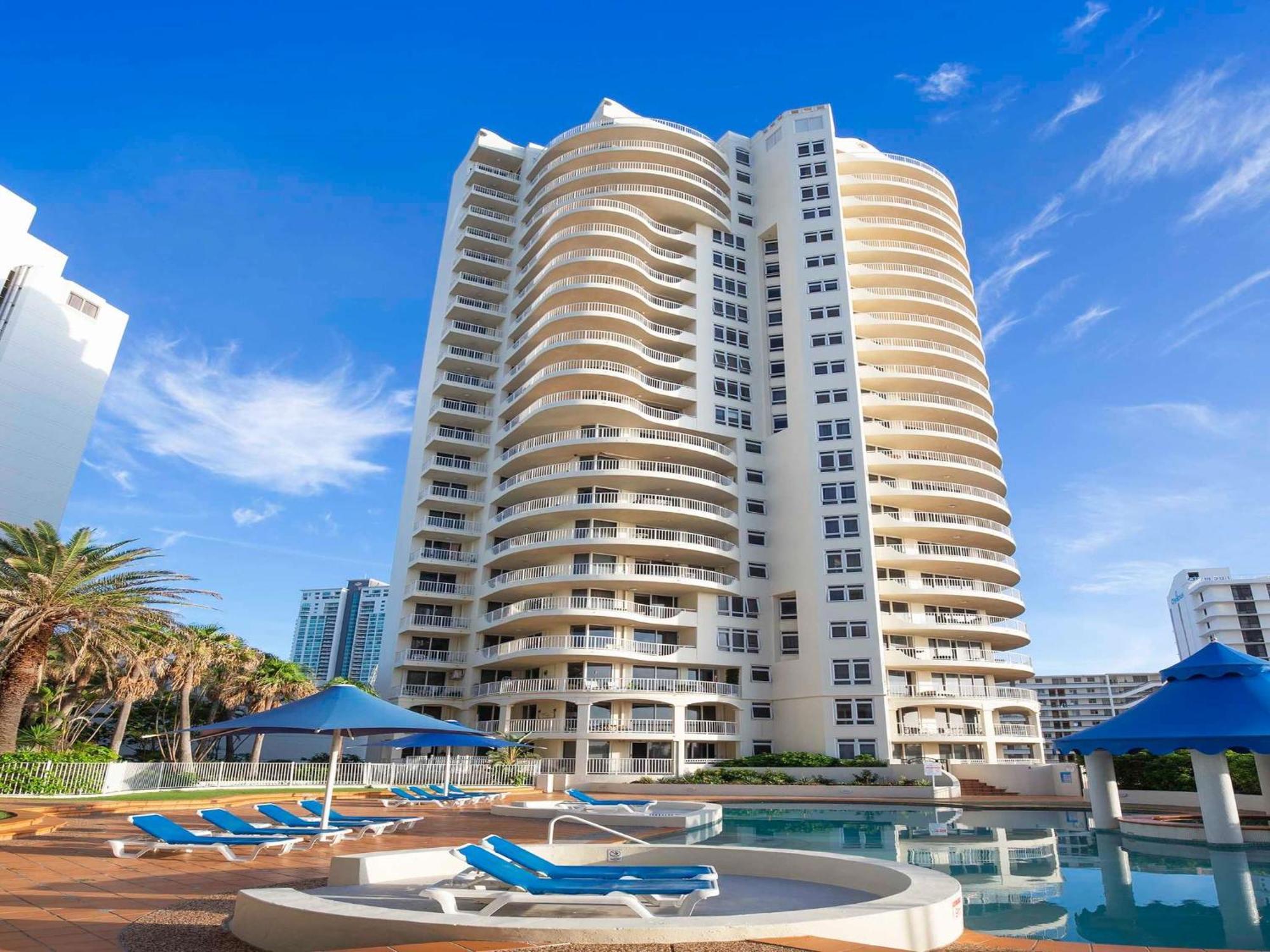 Apartment Moroccan Beachfront 2bdr-apt In Surfers Paradise *
